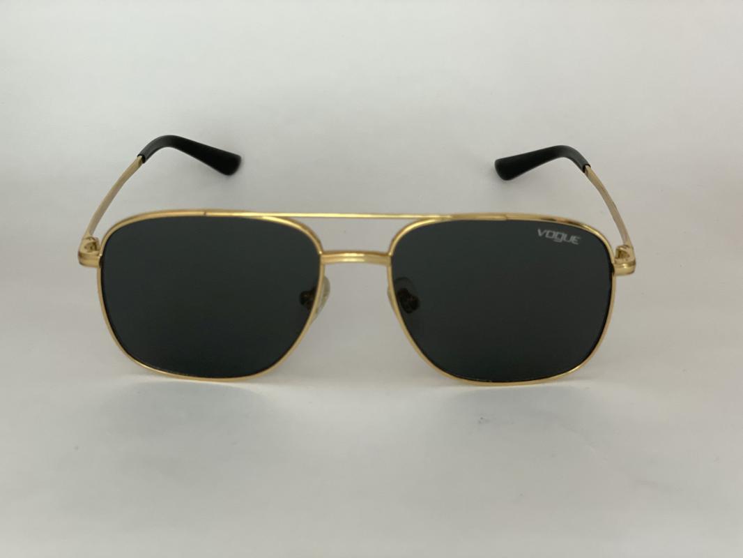Gigi Hadid x Vogue Eyewear VO4083 Güneş Gözlüğü A-30018